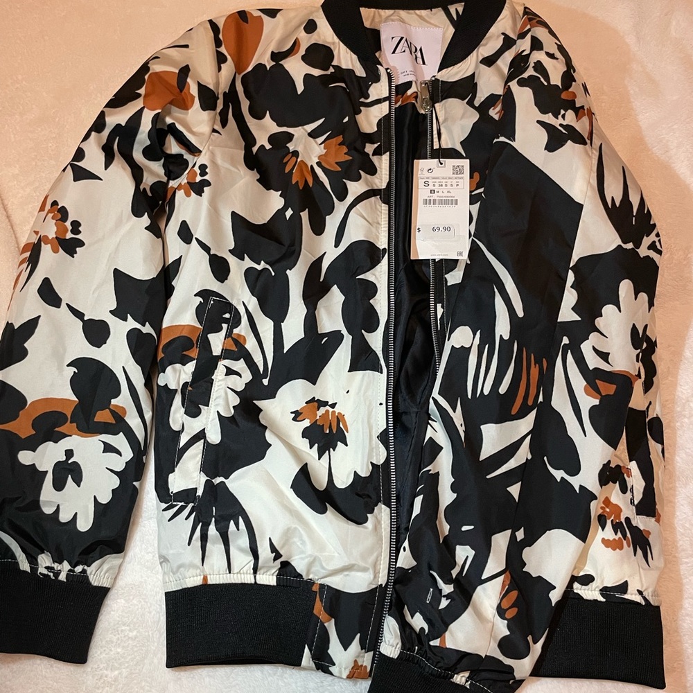 Brand new Light Zara Jacket